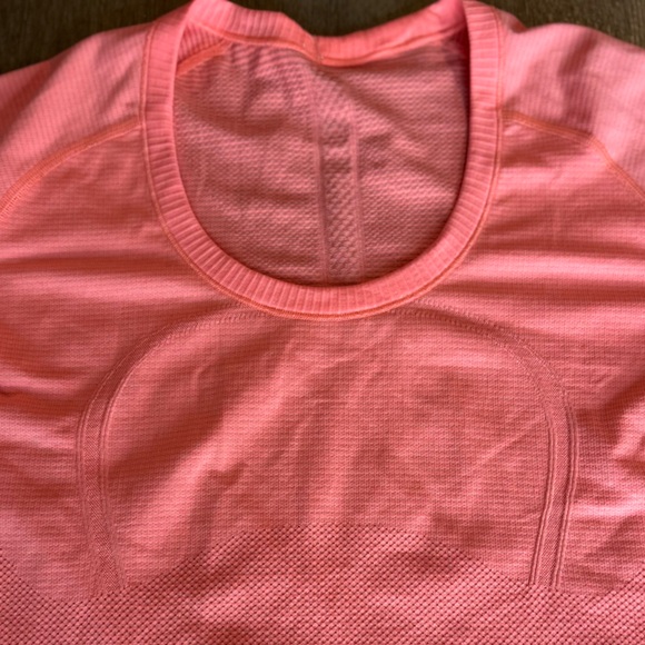 Lululemon - Picture 4 of 6